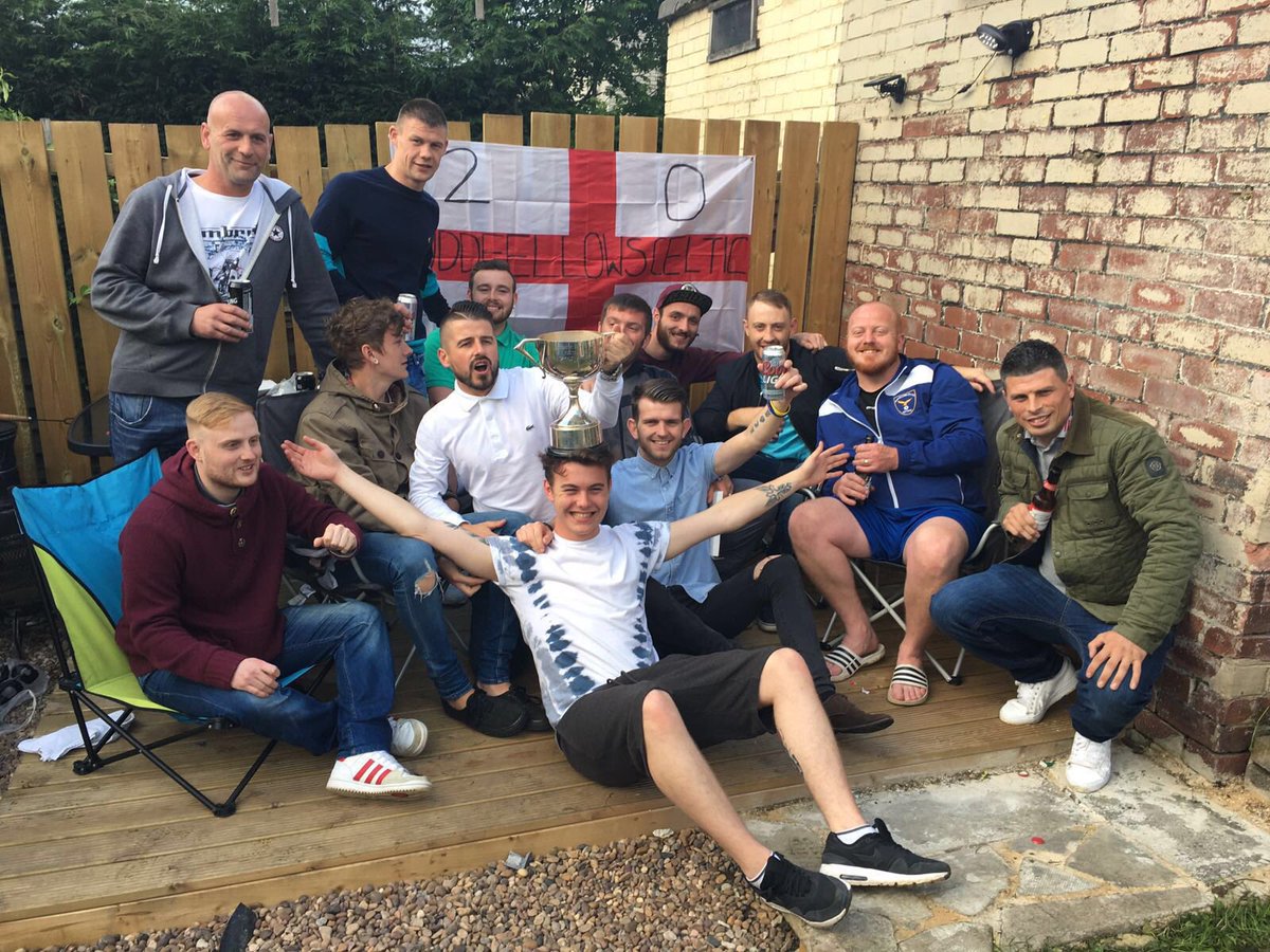 oddiescelticfc's tweet photo. League champions 2015/16 https://t.co/KaVVaWWcPK