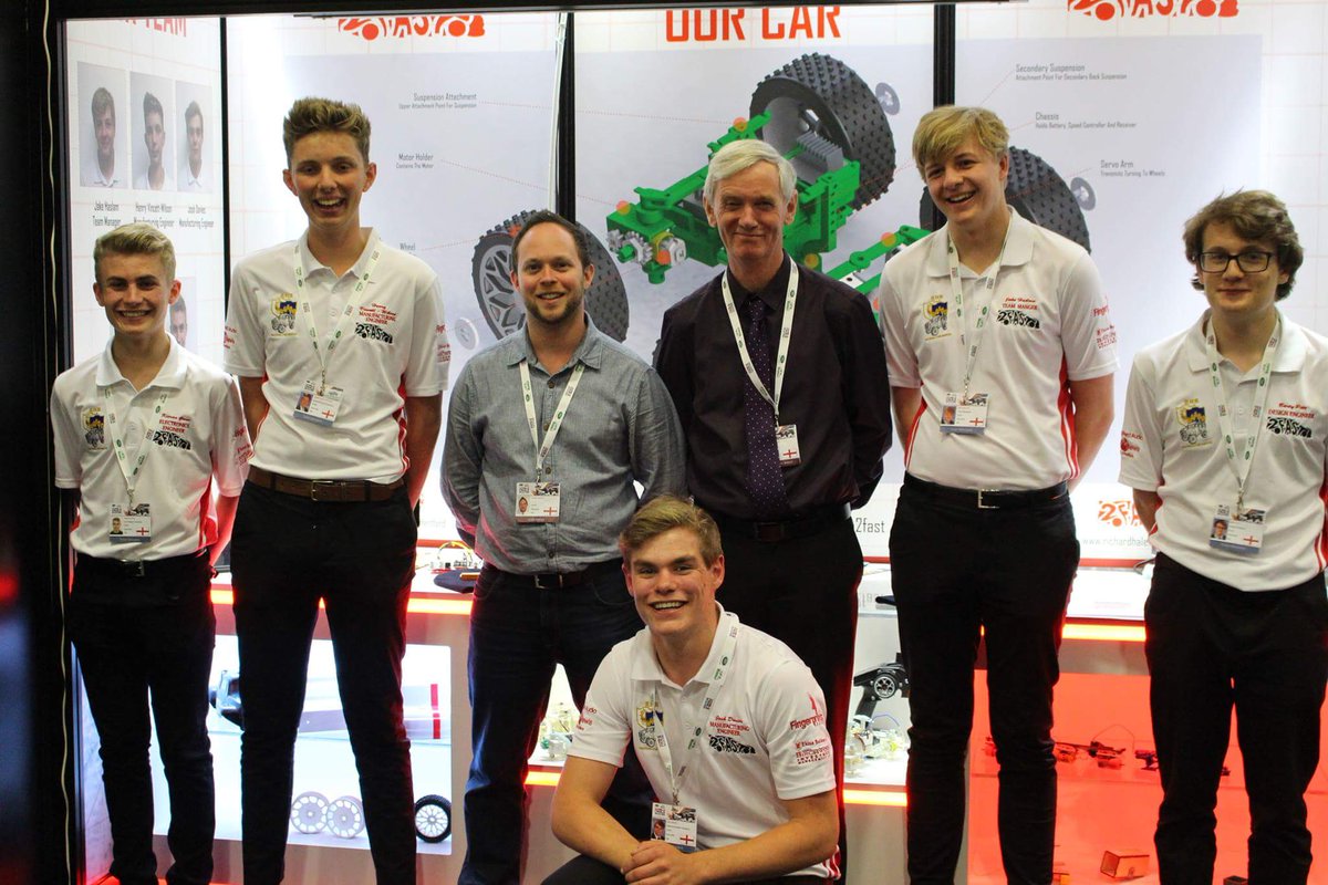team2fast's tweet photo. Massive thanks to Mr Rolf and Mr Graham for all their help in the competition!! #inititowinit #2fast @4x4inSchools https://t.co/K3Mr4BTiir