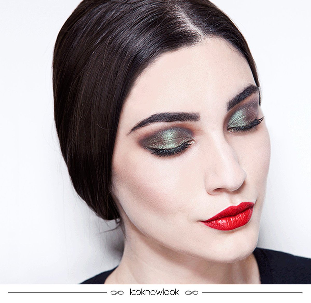 Looknowlook's tweet photo. Inspiração com maquiagem metalizada.
#maquiagem #brilho #metalizado #inspiração #beleza #nars #make #makeup #beauty https://t.co/Gz8Bs2XrEG