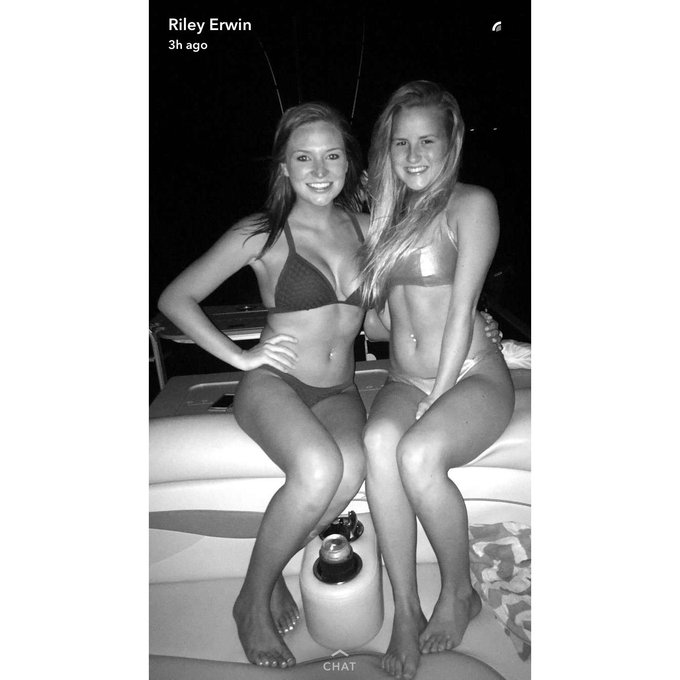 Fourth of July weekend 💙🤘🏼💥❤️ https://t.co/QxCLbVJMTs<a href="/tag/sohappy"class="tags"><span>#sohappy</span></a>