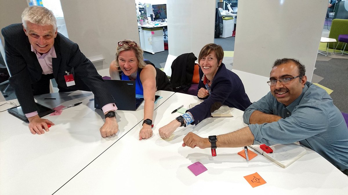 creative1's tweet image. Spirited design thinker unity at the round table #IBMStudiosHursley Thanks for visiting @Cascade3d @IBMDesignUK #IoT