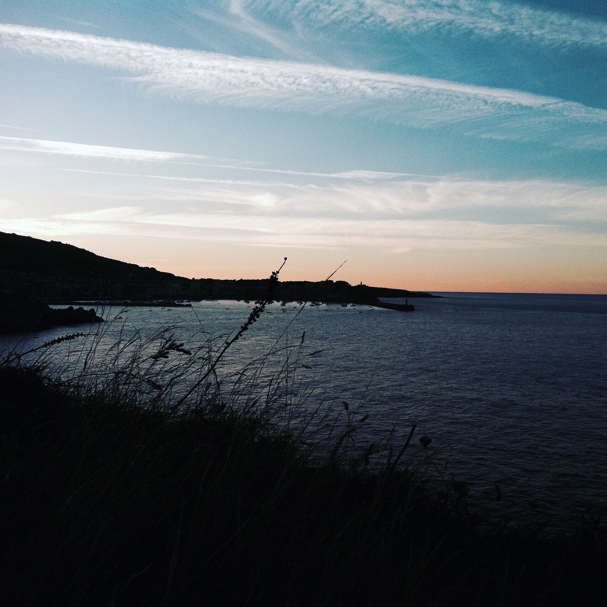 bitamonfer's tweet photo. Best place ever✨🙌🏾 #bitasummer https://t.co/hnvoRpnLPo
