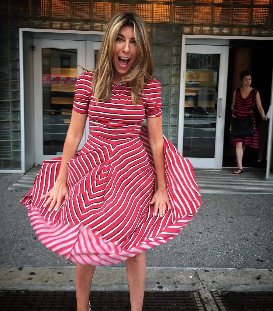 This is why I love New York... #nyc #goodtimes 💨🍎🗽💋 <a href="/fwrd/">FWRD</a> 📸 <a href="/tinaturnbowmup/">Tina Turnbow</a> ift.tt/29uQZNg