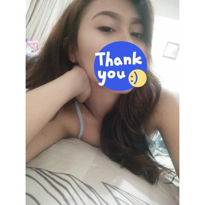 Christy1918's tweet photo. Lebaran uda ga kemana mana pk acara abis sakit lg😂 https://t.co/XapuB1i41a