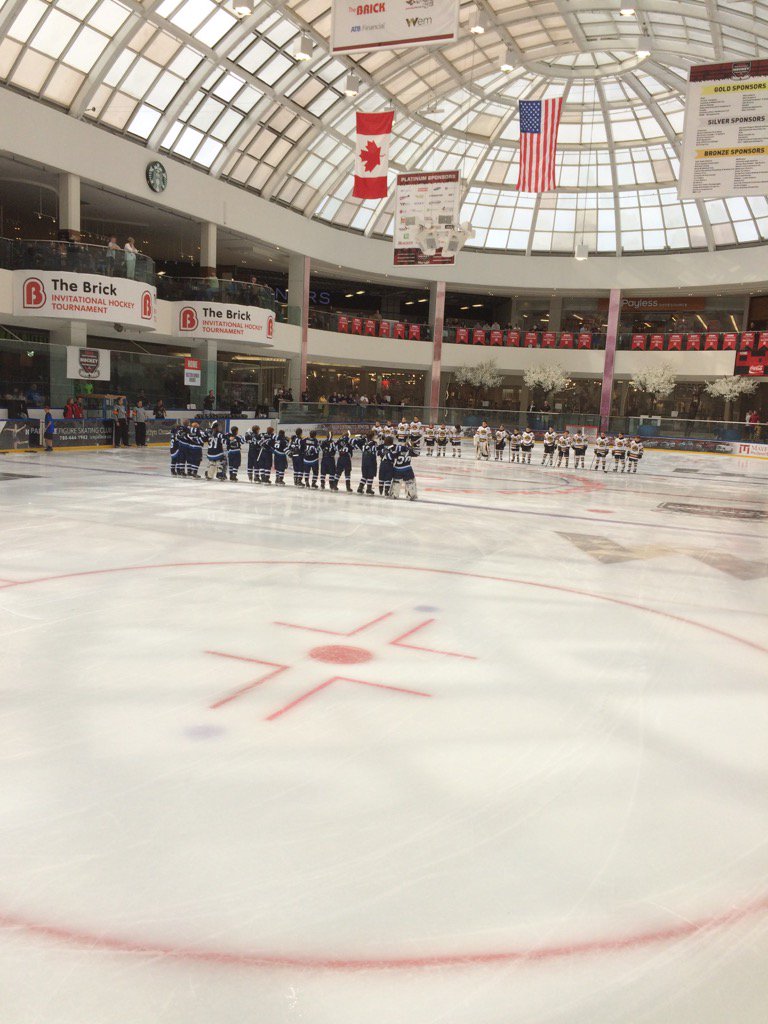 jrjetshockey's tweet photo. Jr Jets 2-0 after a hard fought 3-2 win over Boston this morning go jets go!!! https://t.co/ivk7mly30a