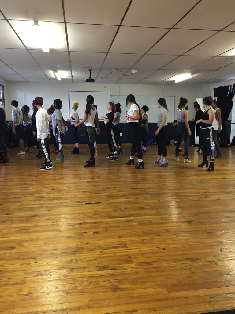 loleepop1's tweet photo. Ladies strutting it out at #CTDBC #RISEUP #HEELS thank you to all for coming out https://t.co/lK1rOtsL8B