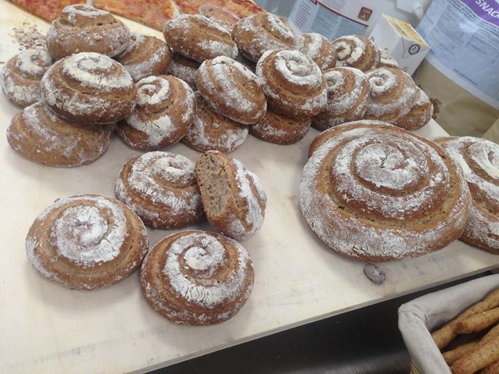 panerusticano's tweet photo. #panerusticano https://t.co/b4F5nPddez