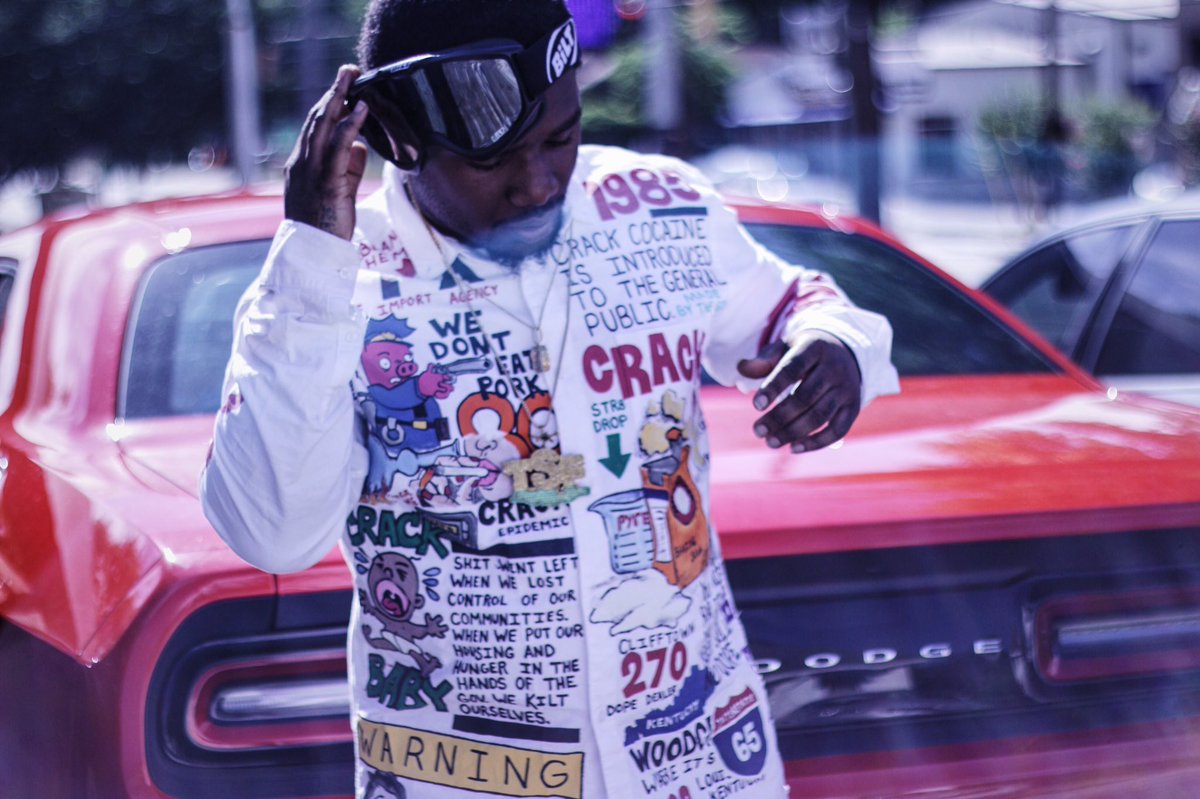 ITZHOTGLOBAL's tweet photo. Hey Man, Say Man #ITZHOT #DripFlair https://t.co/lWNdtMGJGf