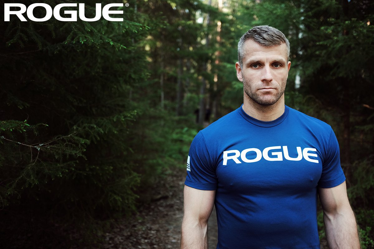 ROGUE FITNESS Tシャツ
