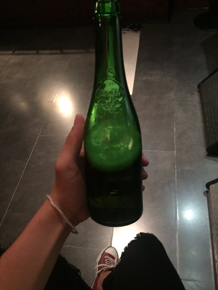 TaniaMorillas's tweet photo. Así celebro mi fin de exámenes y mi aprobado de Salud!!! 😁😁😁😁😁😁😁😁😁😁😁 https://t.co/vDWlPikiOR
