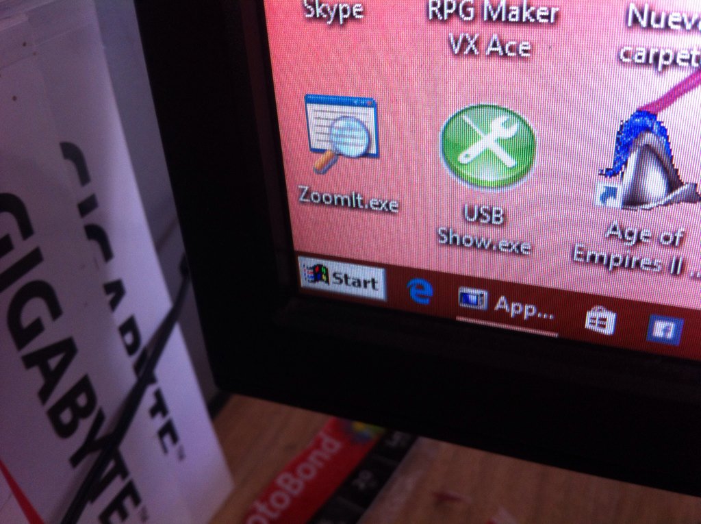 TheNetVistaComp's tweet photo. #Nostalgia #Win9x @RichardEsNet xD https://t.co/2GZ2qwdpXO