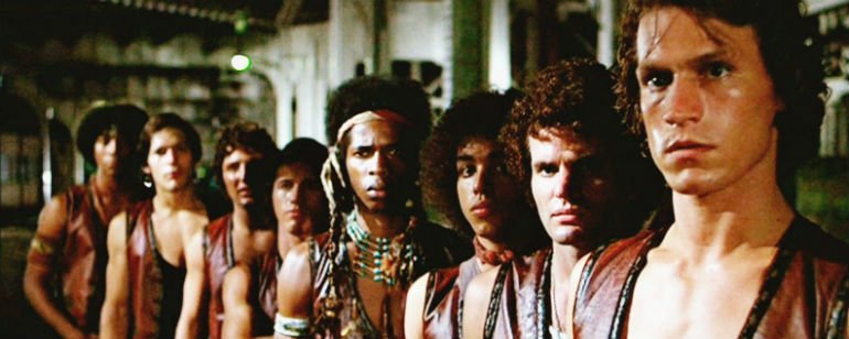 All_Screens's tweet photo. #NoticiaSeriéfila Los hermanos Russo adaptarán la película de 1979, #TheWarriors, a la televisión https://t.co/wKtatwOp1M