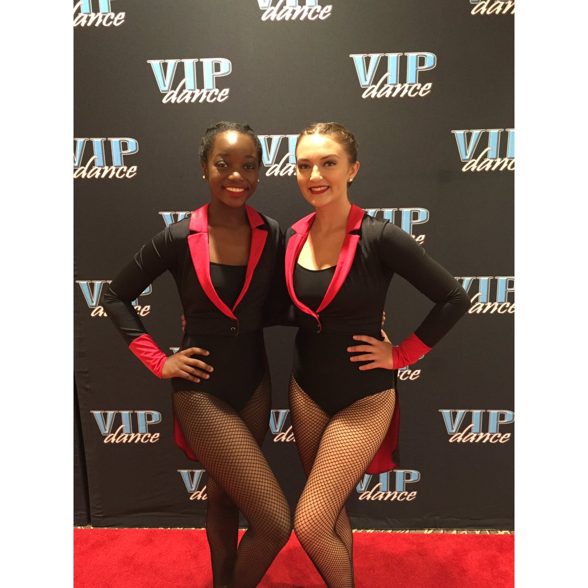 CenterStage_AP's tweet photo. Teen duo just performed! Now waiting for awards! #CSDS #VIPNationals https://t.co/PwocuvSXFt