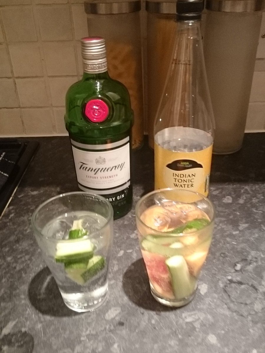 Lovely night in chilling with the Mrs x @miss_rachy_f