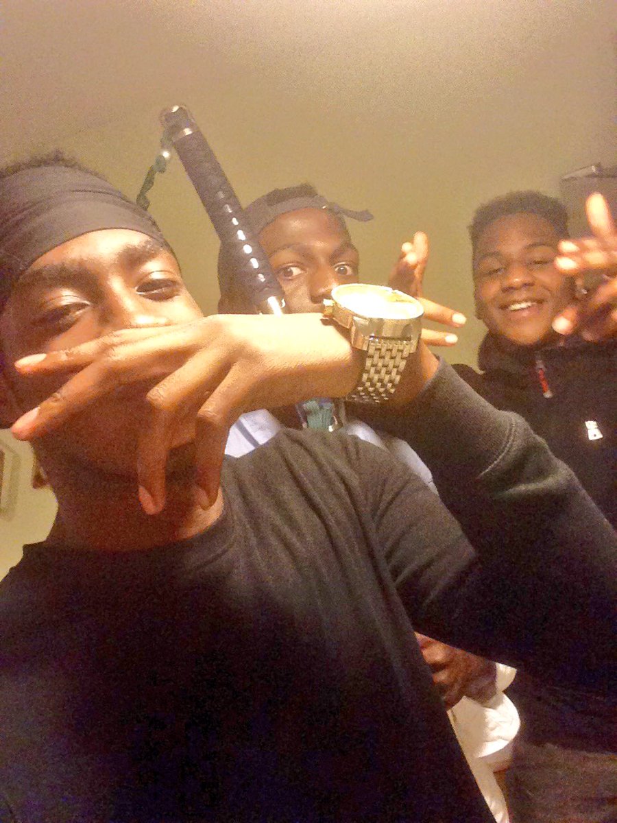 AntMajor_'s tweet photo. #LittyBoi👦🏿🤘🏿 https://t.co/8qgFgdD1oa