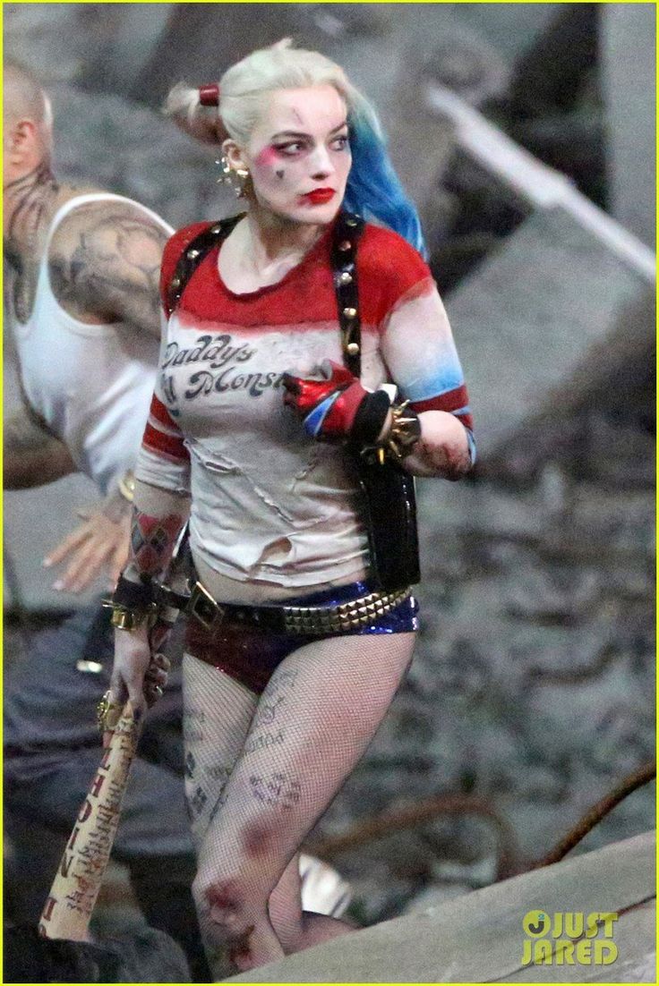 Super_Sullivan's tweet photo. If there is anything we all need to watch this summer it is this #SuicideSquad #HarleyQuinn @MargotRobbie #dccomics https://t.co/1dTKRT9YGq