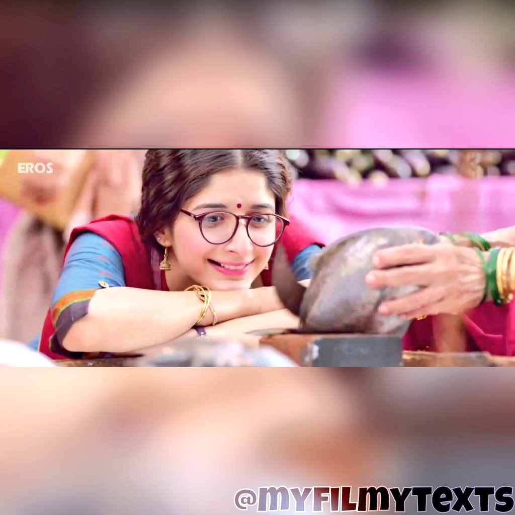 MyFilmyTexts's tweet photo. #GrowingUpWithGlasses We should ask her πΆ @MawraHocane #SanamTeriKasam #KheechMeriPhoto #MyFilmyTexts #Bollywood https://t.co/aHCWlN6Hc4