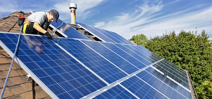 ENERGY's tweet photo. 5 ways R&D has made clean #energy cheaper than ever before: https://t.co/ZoQdsrnVvE #ActOnClimate https://t.co/UrAyjKOID3