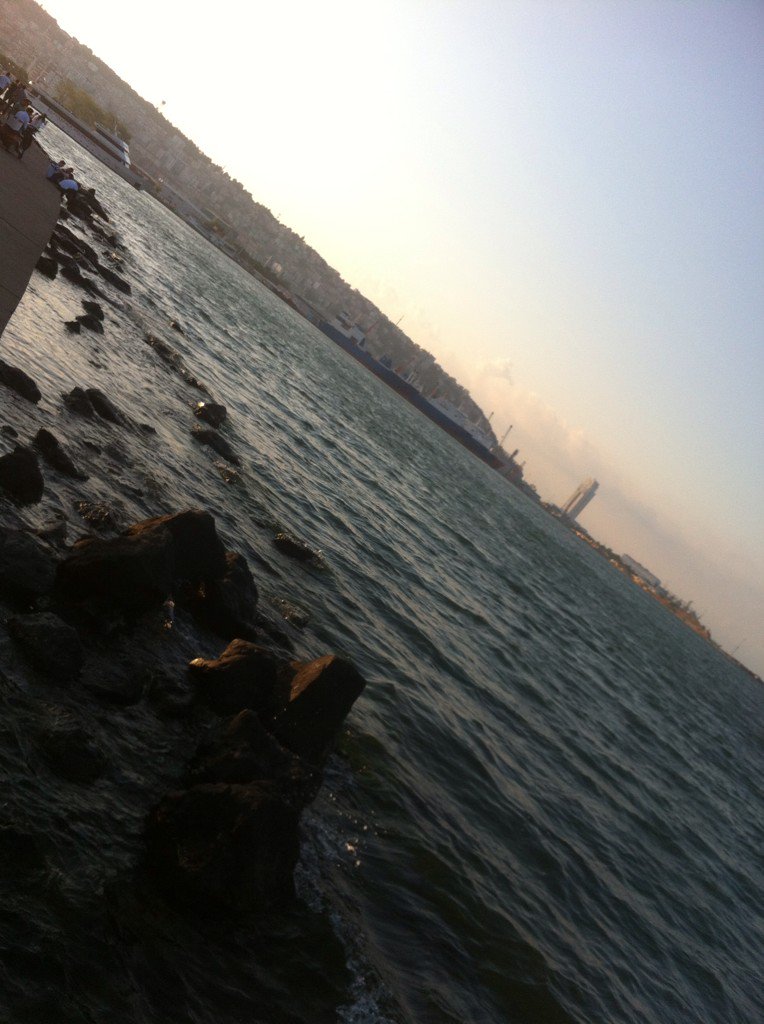 غروووب الشمس

من مدينــة
سامسوون تركيا 
من تصويري 
وكل عام ونتم بالف خير