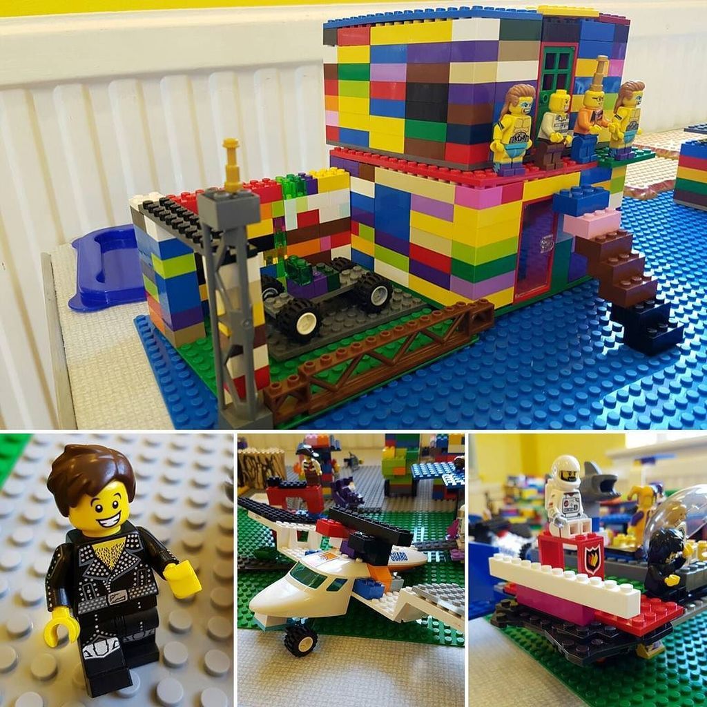 letsGoConstruct's tweet photo. Another great night! Some brilliant builds for our logo town.
#lego #letsgoconstruct #lego… https://t.co/hnlm9ppjIf https://t.co/NjzMw5rsyI