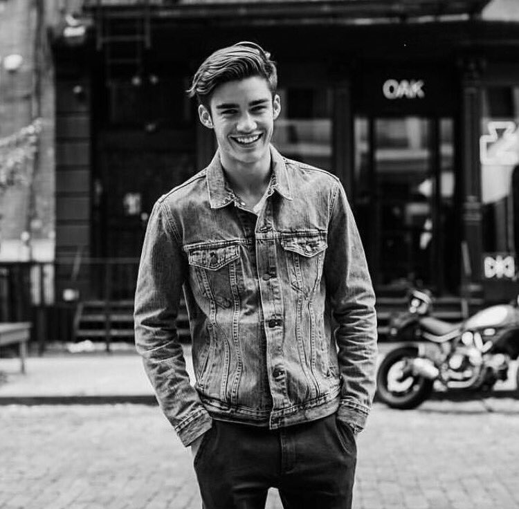 RobertHerondale's tweet image. » Robert Henry Herondale
» Shadowhunter
» Open to all fandoms
» OC
» TMI RP