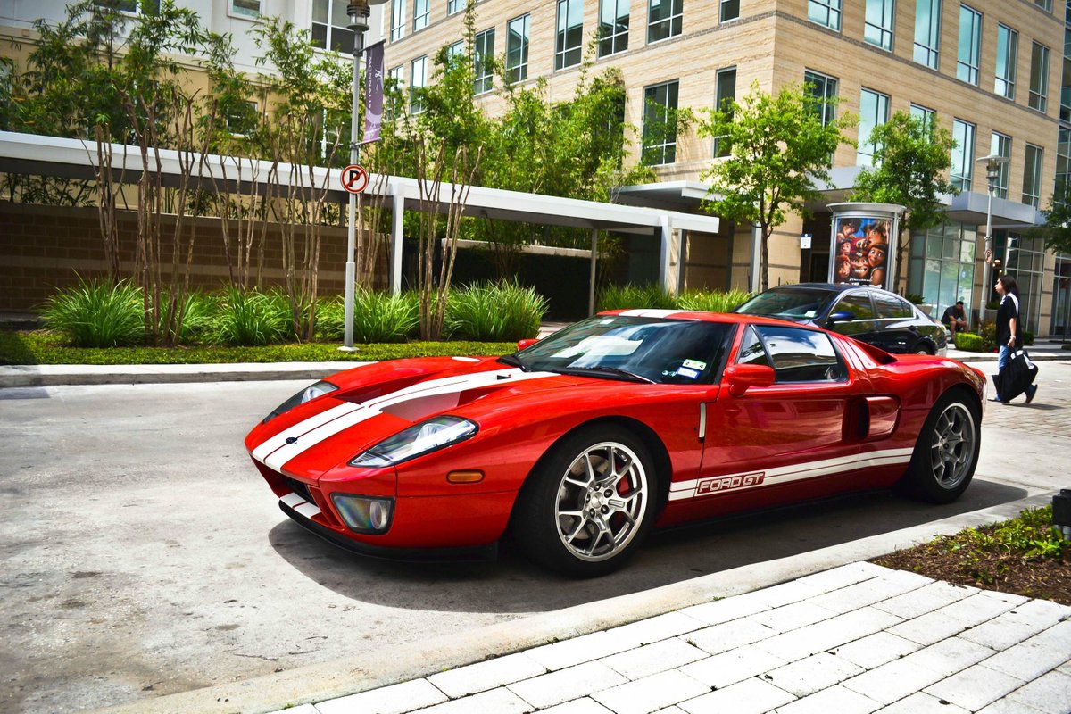 Fast Cars tweet media