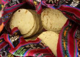 Montoya1Rosari2's tweet photo. #LonganizasChirmolGuacamolYTortillas que delicia!! @jorcal9 @CiriacoMartnez1 @Yoli52Sosa @edithgomez81 @yanira146930 https://t.co/dxReBEHP5Z