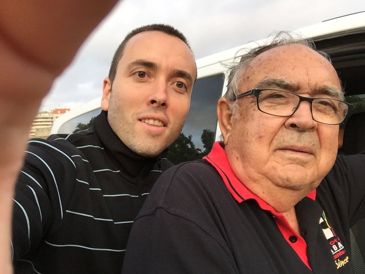 PIROART's tweet photo. Vicente Caballer, tetracampeón fuegos Sanfermines, con su equipo ya en Pamplona: hoy abren el Campeón de Campeones https://t.co/73yZGGwA2v