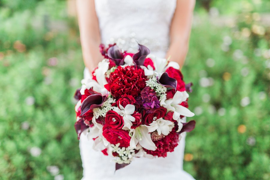 EqualandForever's tweet photo. These California Winery nuptials are live on the blog. Link in bio. #Wedding #Florals #WeddingHour #LoveisLove https://t.co/zEzY037sFG