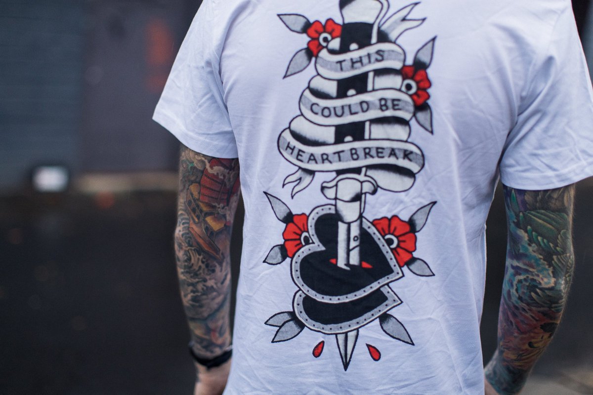amityaffliction's tweet photo. #thiscouldbeheartbreak flash tees are up in our store now!

https://t.co/tP2Kna8nRb https://t.co/Y46E6h3flA