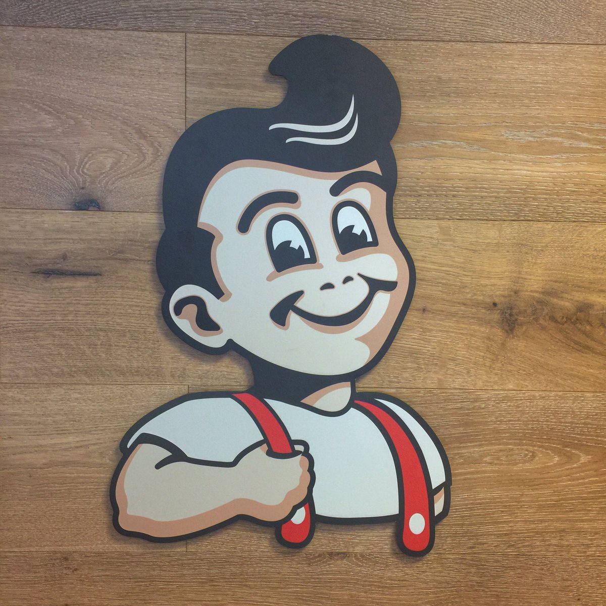TheAdventureMom's tweet photo. I enjoyed tasting some of the new #Primetimebbq menu items at the newly renovated @FrischsBigBoy in Covington. YUM! https://t.co/BPZzbhdWeT