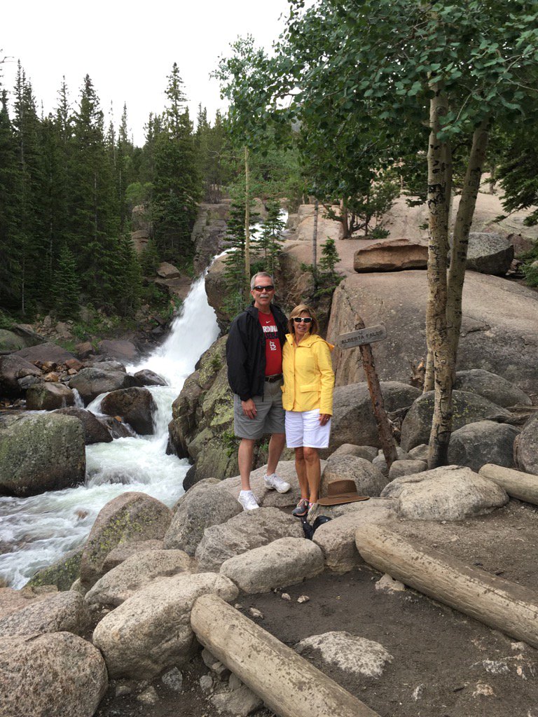 RealMikeFoley's tweet photo. Over 45,000 steps in 4 days!
#Estes Park https://t.co/4xqrgTWaPQ