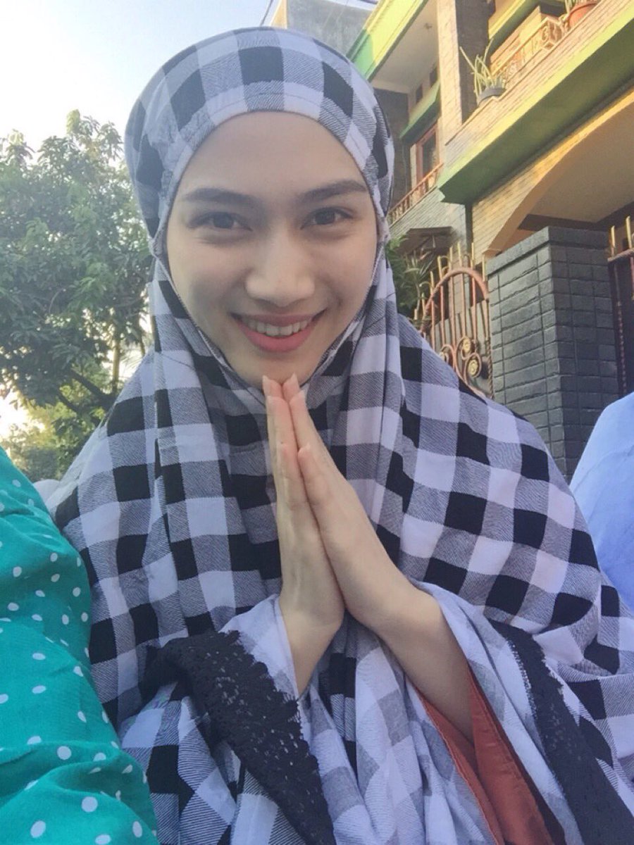 Selamat Idul Fitri 1437 H. Minal Aidin Wal Faidzin, mohon maaf lahir dan bathin!