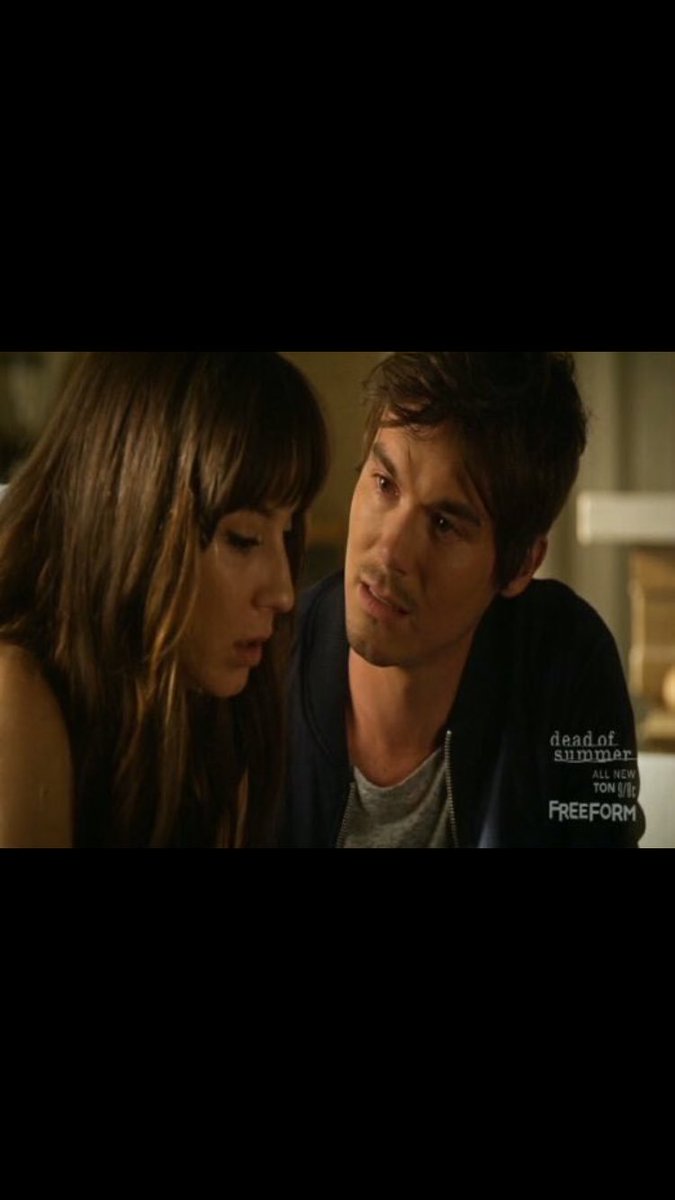 halseyxxgrande's tweet image. this is such goals forever waiting until the day someone looks at me like this #spaleb #relationshipgoals