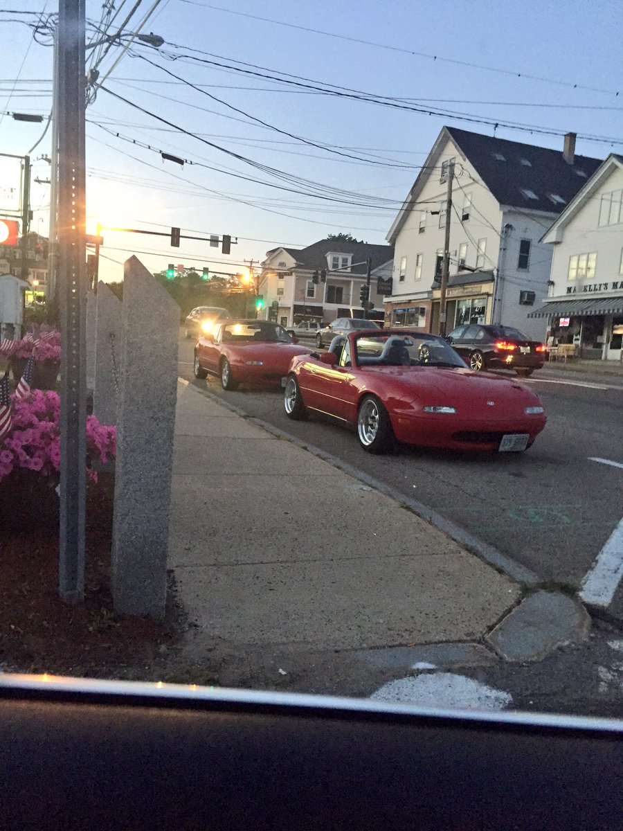 Lauren and I last night #Red #Festive #America #Twinz