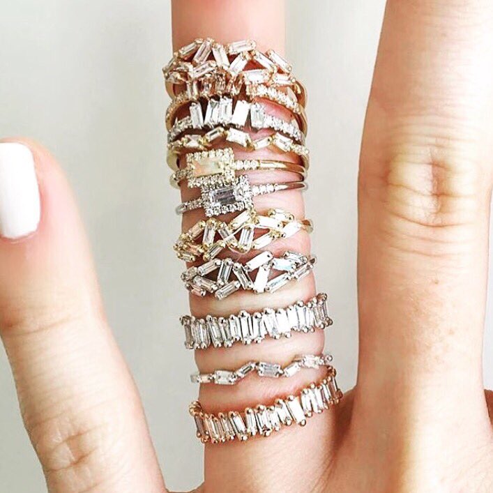 1001diamonds's tweet photo. Baguettes stacked high from #SuzanneKalan at @Jaimie_Geller #diamondsdaily https://t.co/SfdkyvrBAB