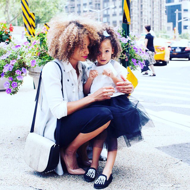 genYcommunity's tweet photo. @millennialmagz says millennial moms live happier lives. #YMT 
#Millennials #MillennialsofTX https://t.co/ftooPTGNOF https://t.co/Bghvo6JJQb