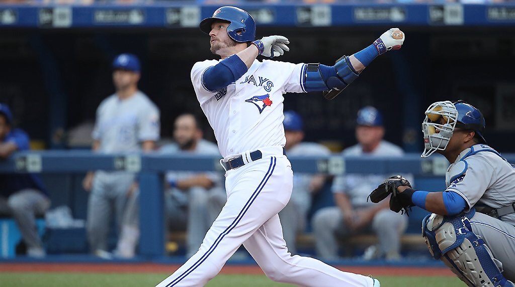 TheSportsNook's tweet photo. Josh Donaldson knocks two solo shots as the @BlueJays beat the @Royals 8-3.
#MLB https://t.co/KZKNrmUnnC