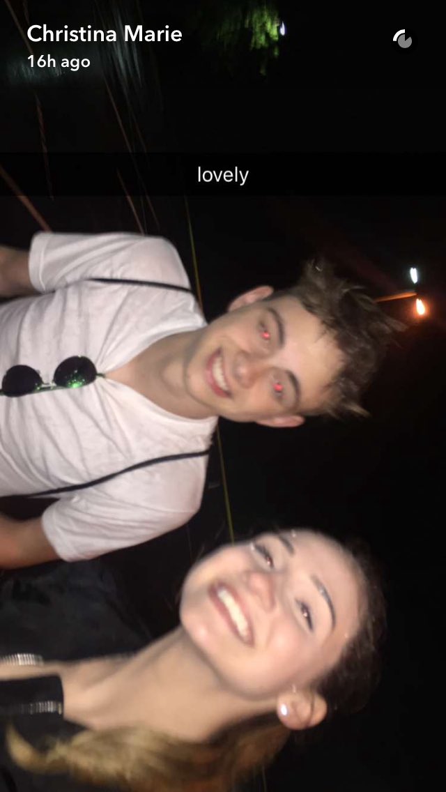 OkOkCorbyn's tweet photo. @corbynbesson @BeautyChickee WHY ARE YOU GUYS SO CUTE😭😍😍 https://t.co/SGbjYPVuRS