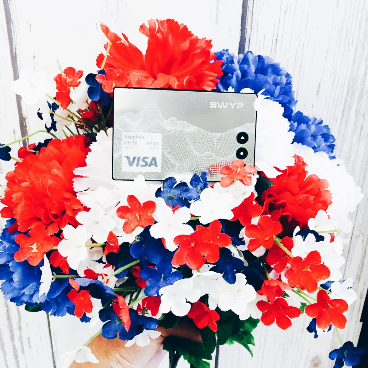 SwypCard's tweet photo. Happy Birthday 'Murica!! 🎉🇺🇸
#swyp #swypcard
https://t.co/H4hKOyWBo8 https://t.co/pw7xxc0NpB