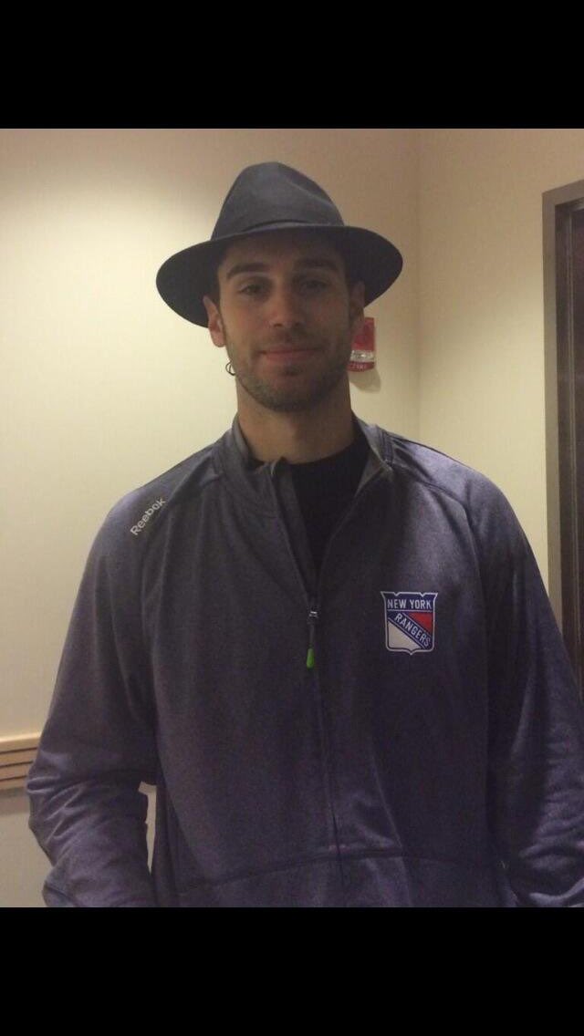 brianrpetersen's tweet photo. Happy birthday to one of the greatest goaltenders in hockey and my good friend @ctalbot33 ❤️🎉🎈💙 #wemissyouinbroadway https://t.co/8cA3XItBQZ