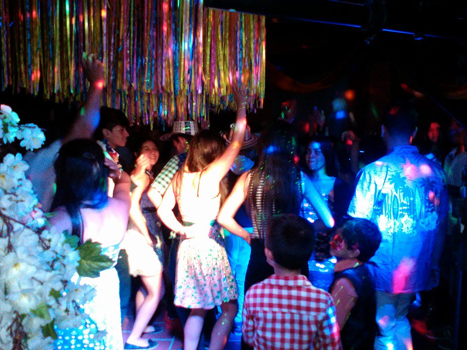 ProduccionAR's tweet photo. Celebración de 15 años #ArProducciones https://t.co/IZUIh4Je37