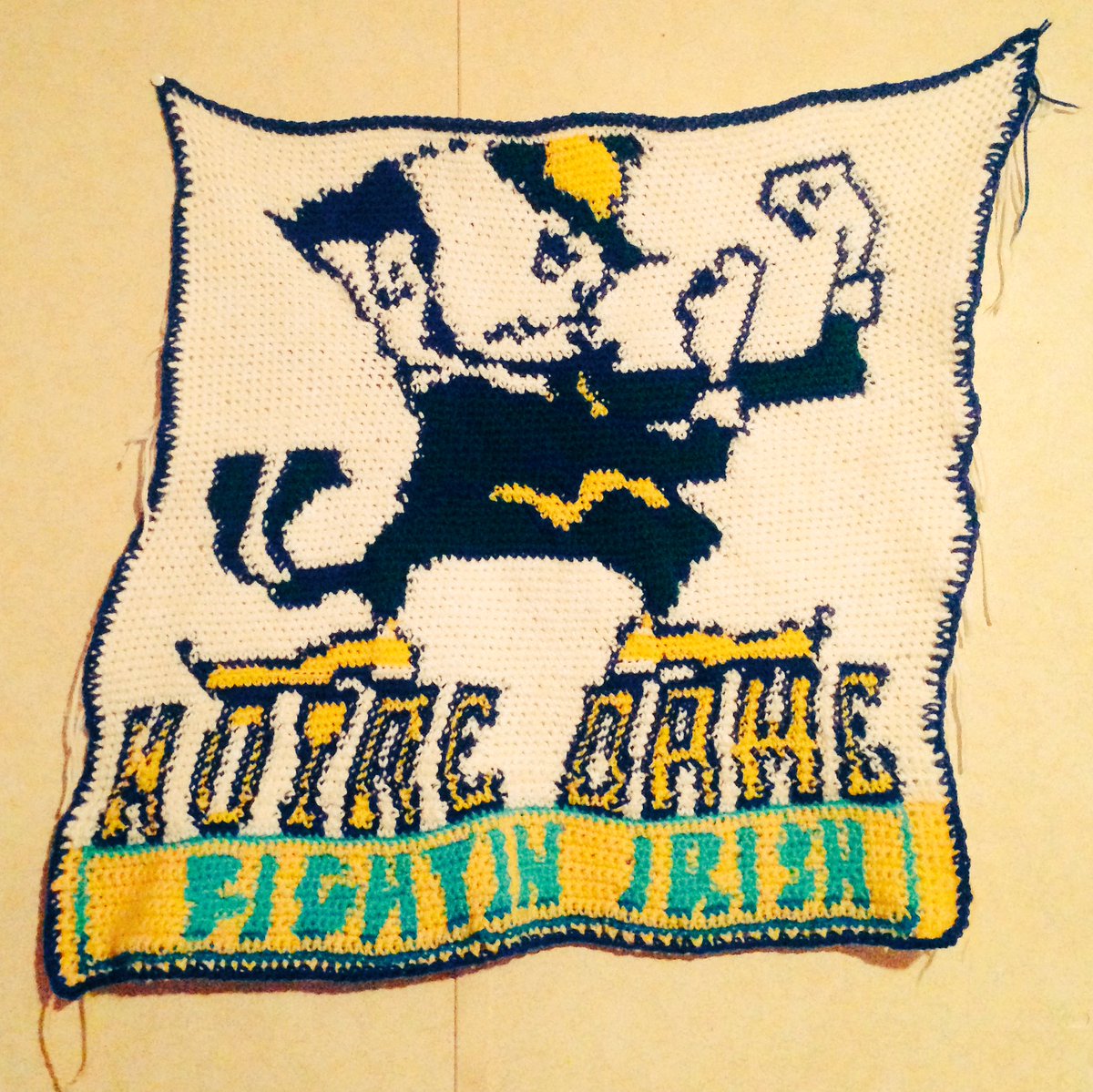 Mandedoe's tweet image. Made this for someone! #crochet