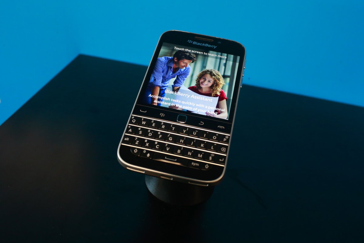 business's tweet image. BlackBerry will no longer manufacture the BlackBerry Classic bloom.bg/29rcA8m