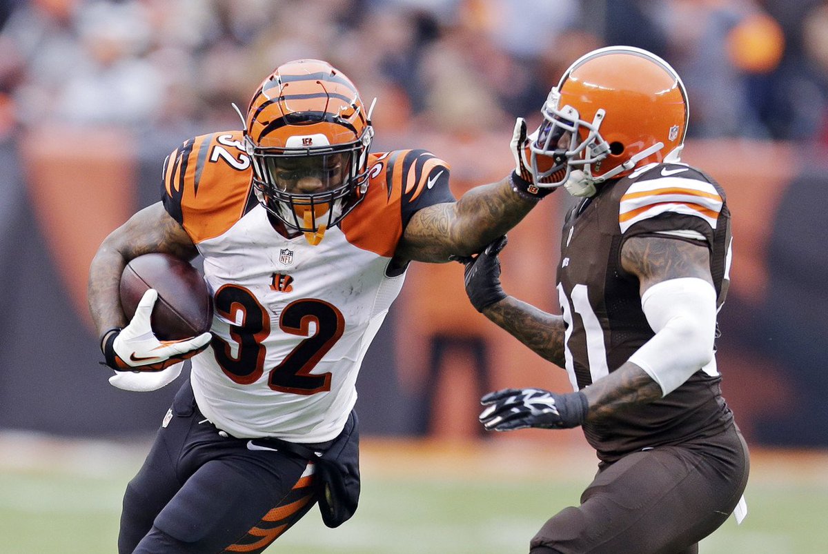 FanSPORTalk's tweet image. Check out Ethan Blank's #FantasyFootball rankings, only available on SPORTalk: bit.ly/29pdccN