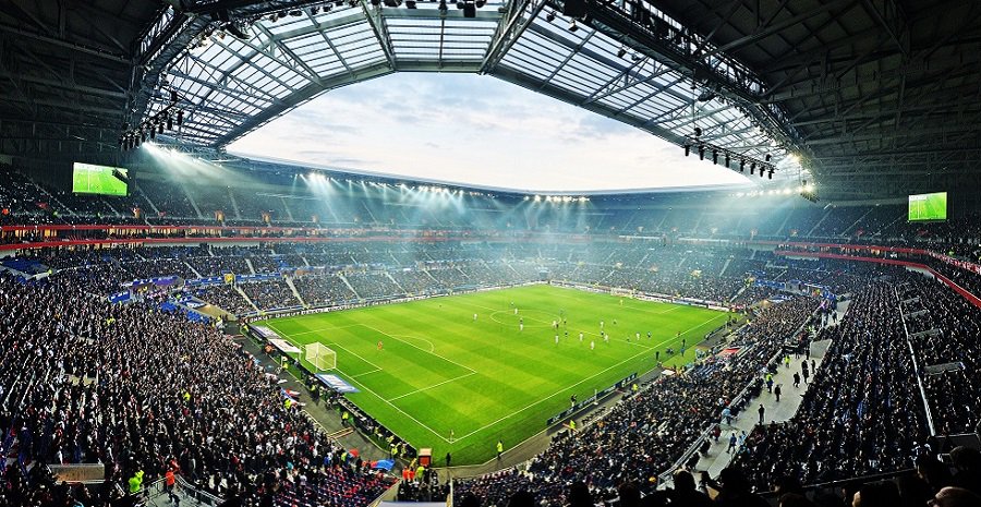 Good luck to those travelling to @Parc_OL for #PORWAL  BREAKING NEWS the bowl was designed by a Welshman #justsaying