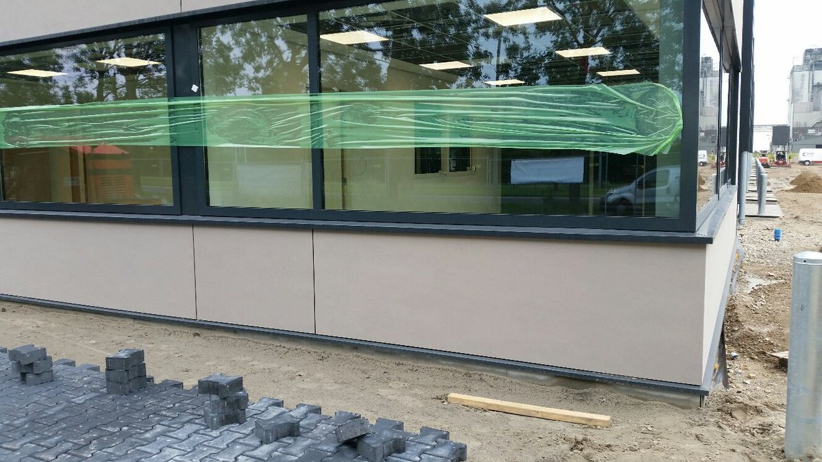 Volgende bijna klaar, wederom project Aan de Stegge Twello waar wij via @VMGeveltechniek de Eternit Tectiva leveren