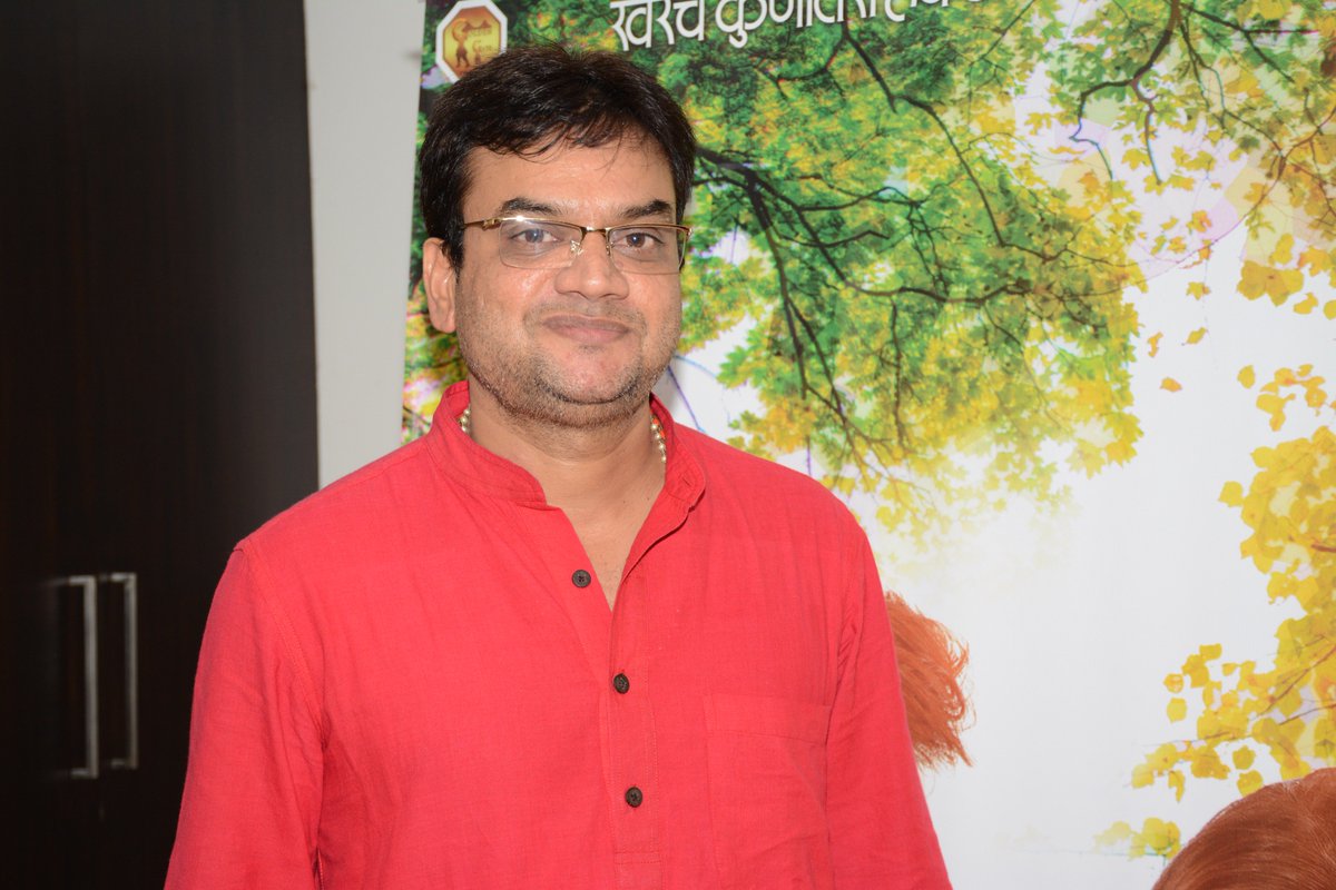 marathisanmaan (@marathisanmaan) on Twitter photo After #EkkAlbela, <a href="/mangeshdesai8/">Mangesh Desai</a> to Play a Role along Spruha & Siddharth in @LostAndFoundMov
youtube.com/watch?v=S3Aobk… After #EkkAlbela, <a href="/mangeshdesai8/">Mangesh Desai</a> to Play a Role along Spruha & Siddharth in @LostAndFoundMov
youtube.com/watch?v=S3Aobk…