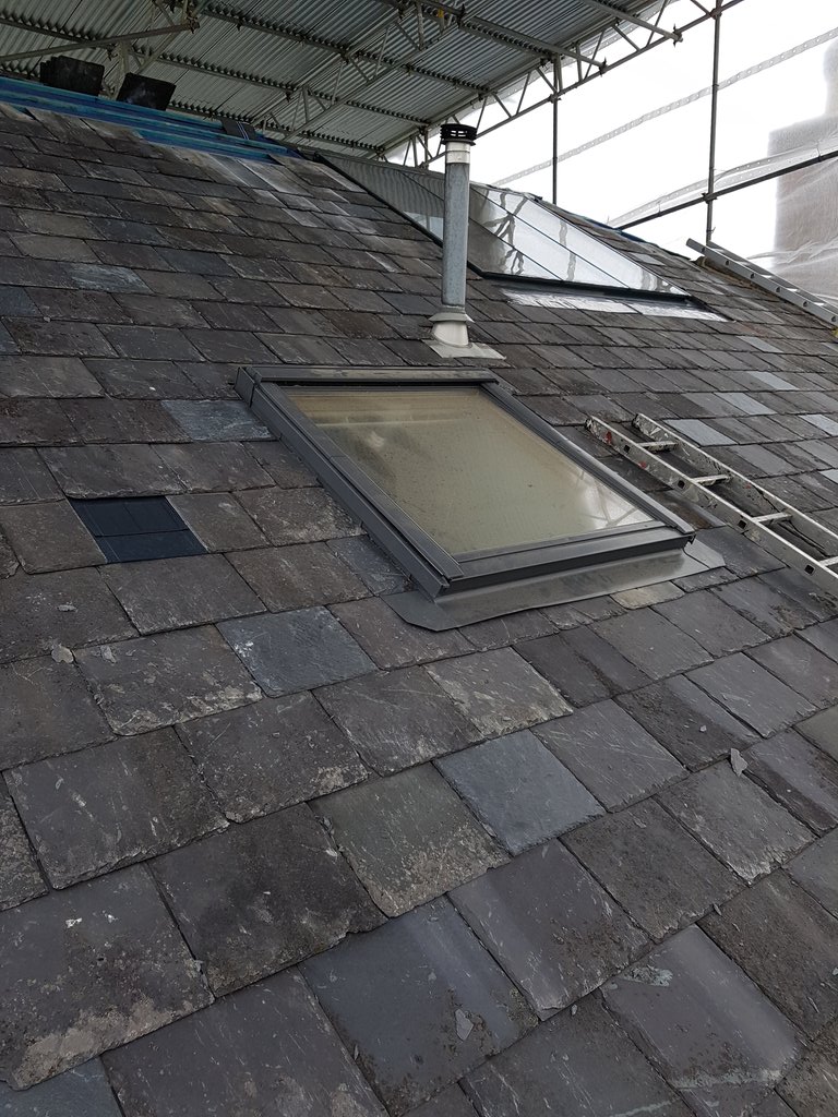 carltanbuilding's tweet photo. #slating in progress. #velux #lumen roof window. All #roofing works undertaken. #competetiveprices https://t.co/U1BAXfpsdu