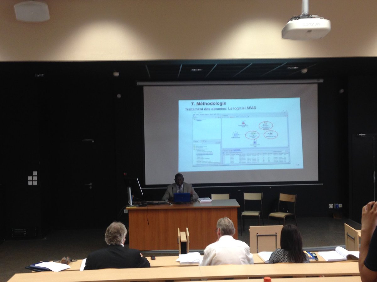 <a href="/anicetomapfala/">Aniceto Mapfala</a> soutient sa thèse de doctorat dans l'amphi Jaboulay <a href="/univ_lyon2/">Université Lumière Lyon 2</a> en ce moment même! Bientôt docteur!